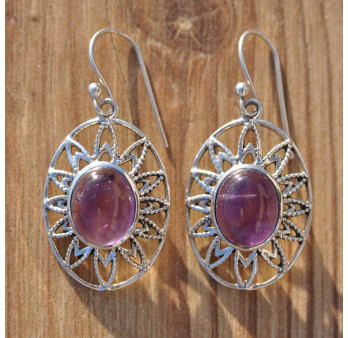 Boucles d'oreilles argent ciselé avec une pierre en améthyste