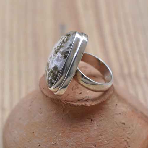Bague triangle en pierre Jaspe océan et argent T52