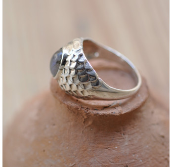 Bague chevalière écailles pour homme pierre en Labradorite T65