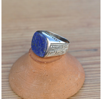 Grosse chevalière homme en argent gravé et pierre Lapis lazuli T67