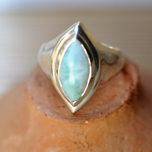 Bague chevalière argent lisse pierre navette en Larimar T60