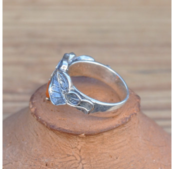 Bague en argent ciselé feuilles et pierre naturelle Cornaline T51/56