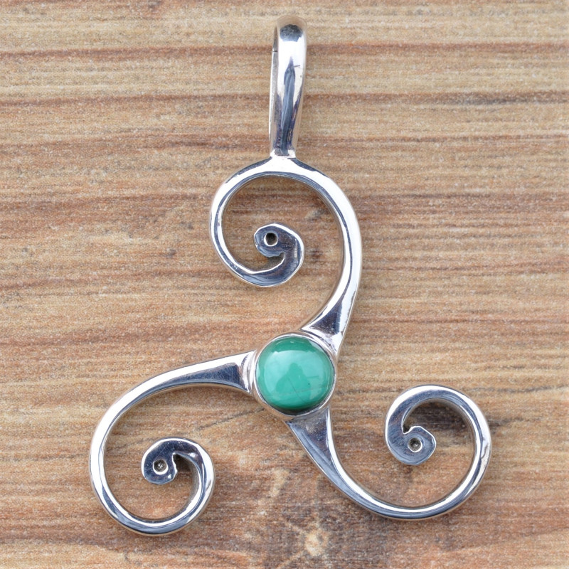 Pendentif Triskèle en argent et pierre naturelle Malachite