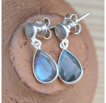 Boucles clous 2 pierres facettées en Labradorite (bleu)