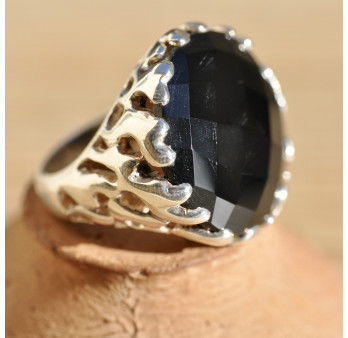 Bague chevalière massive argent pierre ronde facettée en Onyx (noir)
