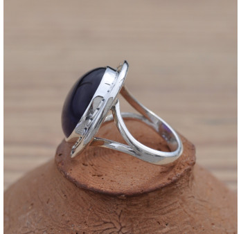 Bague ronde argent travaillé et pierre Améthyste (violet) T52