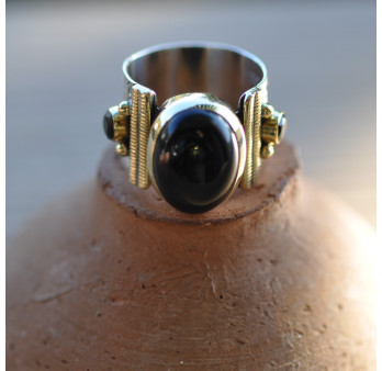 Bague anneau large argent et laiton pierre en onyx (noir)
