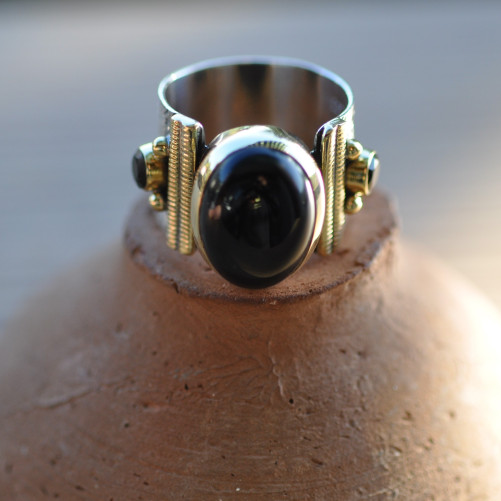 Bague anneau large argent et laiton pierre en onyx (noir)