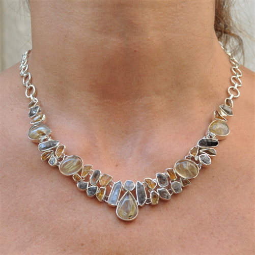 Collier plastron argent avec 36 pierres en QUARTZ RUTILE TOURMALINE et CITRINE (brun) (jaune)