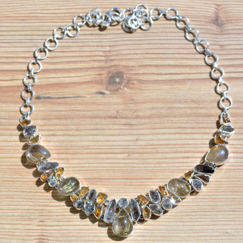 Collier plastron argent avec 36 pierres en QUARTZ RUTILE TOURMALINE et CITRINE (brun) (jaune)