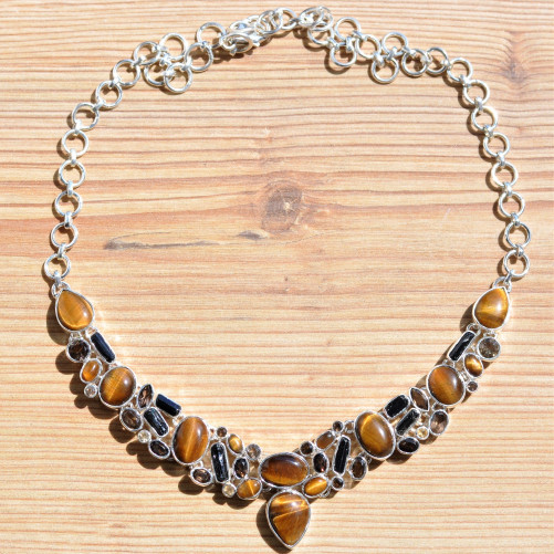 Collier plastron argent avec 44 pierres en OEIL DE TIGRE tourmaline noire quartz fumé et citrine (brun) (jaune)