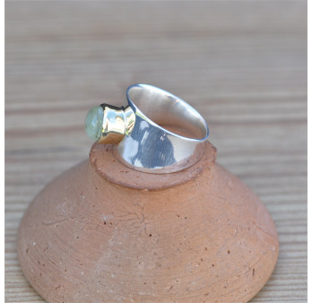 Anneau large en argent incurvé et pierre naturelle Prehnite T60