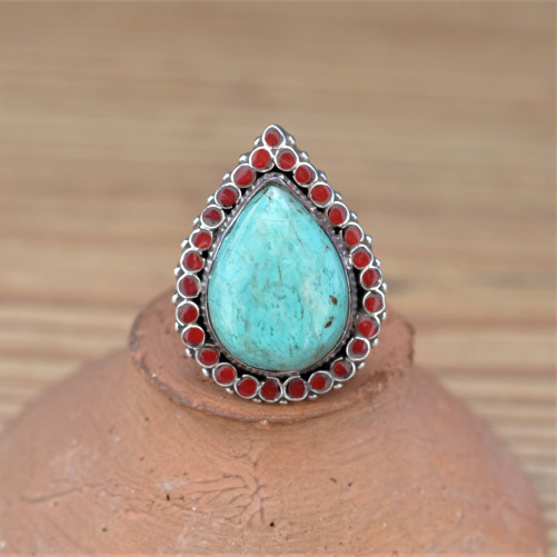 Belle bague goutte en pierre Turquoise sertie d'argent T55