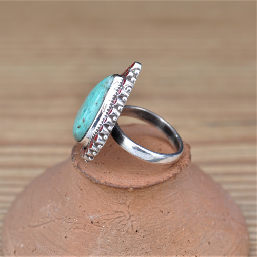 Belle bague goutte en pierre Turquoise sertie d'argent T55