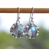 Boucles d'oreilles rondes en argent travaillé et pierre Labradorite (vert) (bleu)