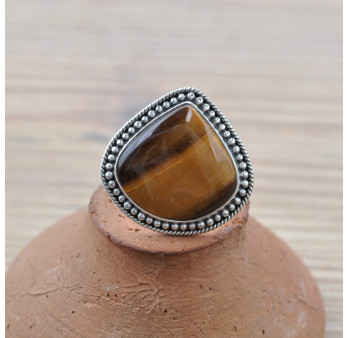 Bague goutte en pierre naturelle Oeil de tigre et argent ciselé T54