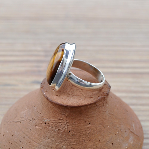 Bague asymétrique en Oeil de tigre et argent 925 T52