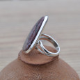 Bague triangulaire en Jaspe orbiculaire sertie d'argent T52 Bague triangulaire en Jaspe orbiculaire sertie d'argent T52