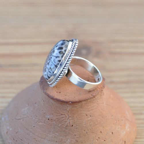 Bague poire en Corail tigré et argent tressé T50