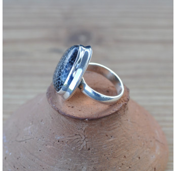 Bague goutte en Corail tigré et monture en argent T50