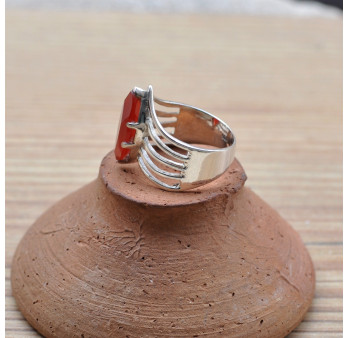 Bague en argent ajouré et pierre naturelle Cornaline griffée T55