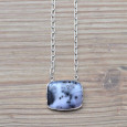 Collier chaîne argent et pendentif rectangulaire en AGATE DENDRITE (blanc)