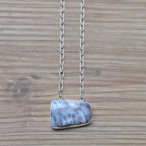 Collier chaîne argent et pendentif en AGATE DENDRITE (blanc)