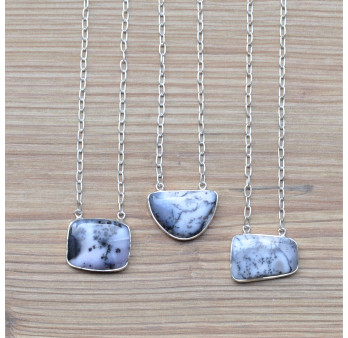 Collier chaîne argent et pendentif en AGATE DENDRITE (blanc)
