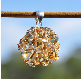 Pendentif argent 12 pierres griffées en citrine facettée