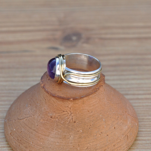 Bague argent avec dorure et pierre ronde en Améthyste (violet) T52