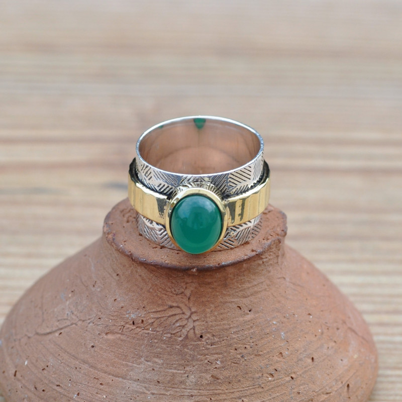Anneau large strié en argent et pierre ovale Agate verte (vert) T58