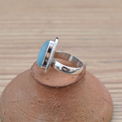 Petite bague asymétrique en pierre Larimar et argent strié T52