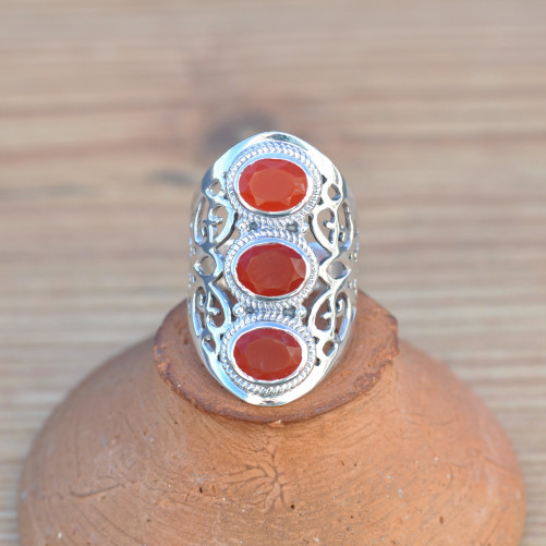Magnifique bague argent arabesques 3 pierres Cornaline T58