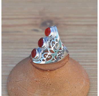 Magnifique bague argent arabesques 3 pierres Cornaline T57