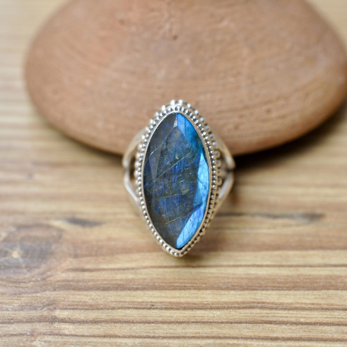 Bague argent volume navette et pierre Labradorite navette T55