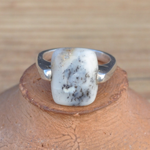 Bague pierre rectangulaire en Agate dendrite sur anneau massif argent (blanc)