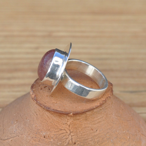 Petite bague ovale pierre naturelle Quartz strawberry et argent plat T50