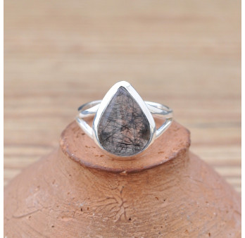 Bague goutte en argent et pierre naturelle Quartz tourmaline T60