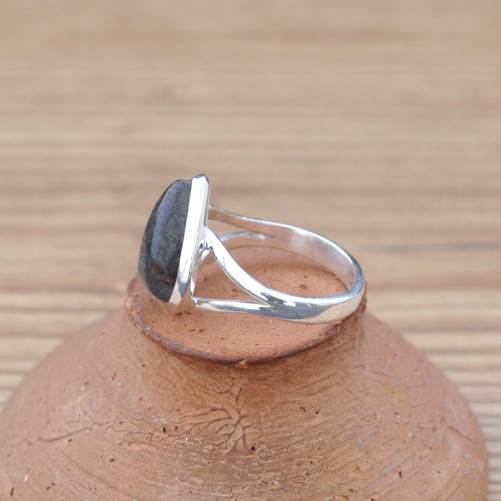 Bague goutte en argent et pierre naturelle Quartz tourmaline T60