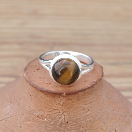 Petite bague en argent et pierre Oeil de tigre ronde T57