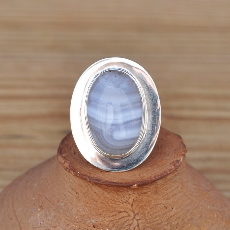 Bague ovale en pierre naturelle Agate rubanée et argent plat T52