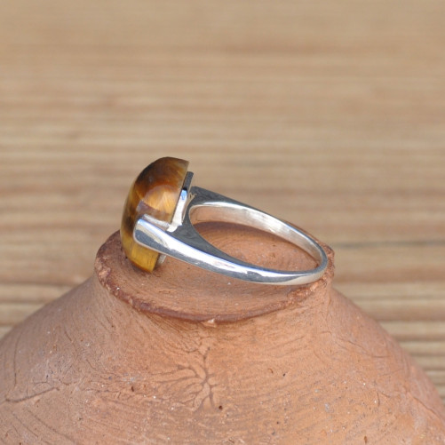Bague pierre carrée en Oeil de tigre sur anneau massif argent T53/55/56