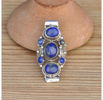 Longue bague 7 pierres naturelles en Lapis lazuli et argent ciselé T56