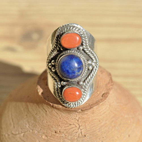 Bague en argent ethnique 3 pierres naturelles Lapis lazuli et Corail T57