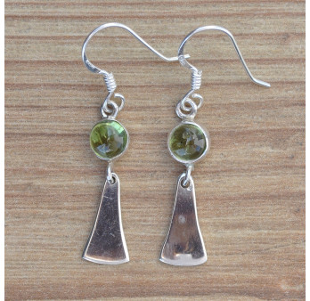 Boucles d'oreilles pendantes en pierre Péridot ronde et plaque en argent