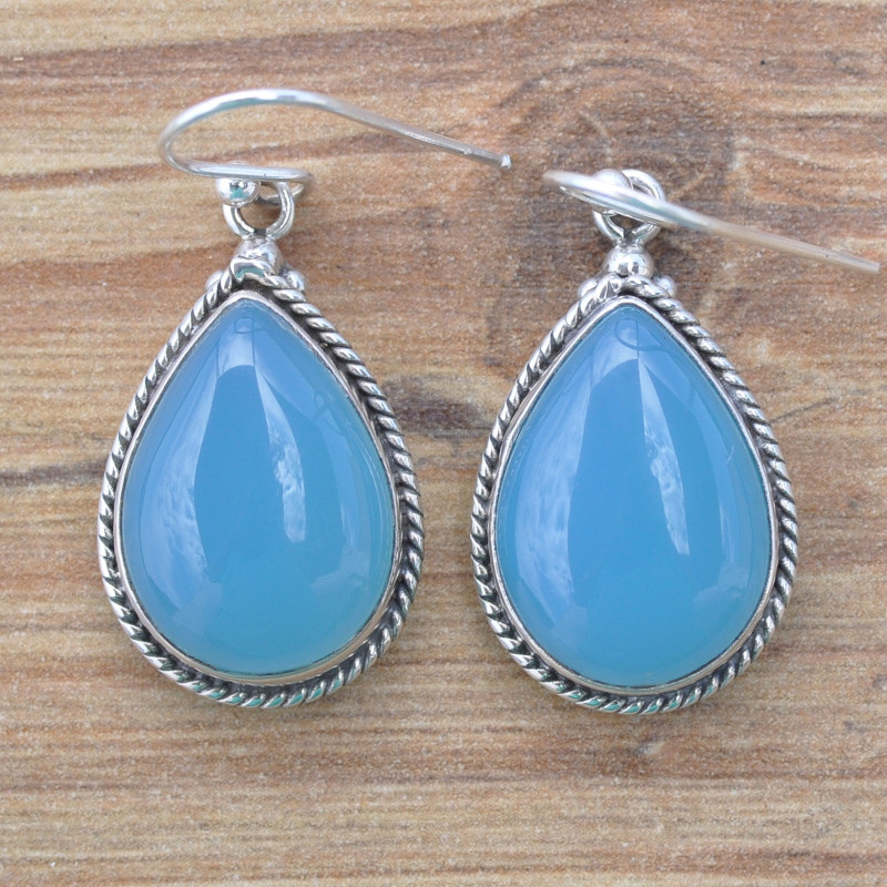 Boucles d'oreilles goutte argent strié et pierre en Calcédoine (bleu)