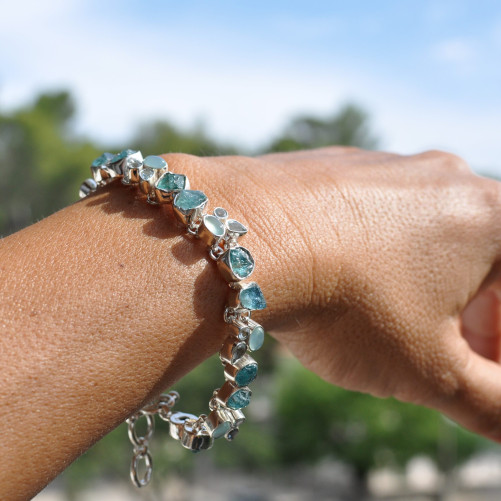 Bracelet argent 32 pierres en APATITE calcédoine topaze
