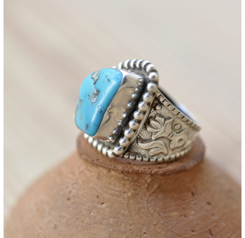 Bague chevalière mixte argent ciselé et Turquoise T58