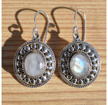 Boucles d'oreilles argent ciselé pierre de lune facettée ovale