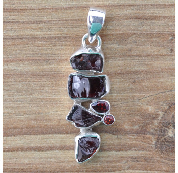 Pendentif argent 6 pierres en grenat
